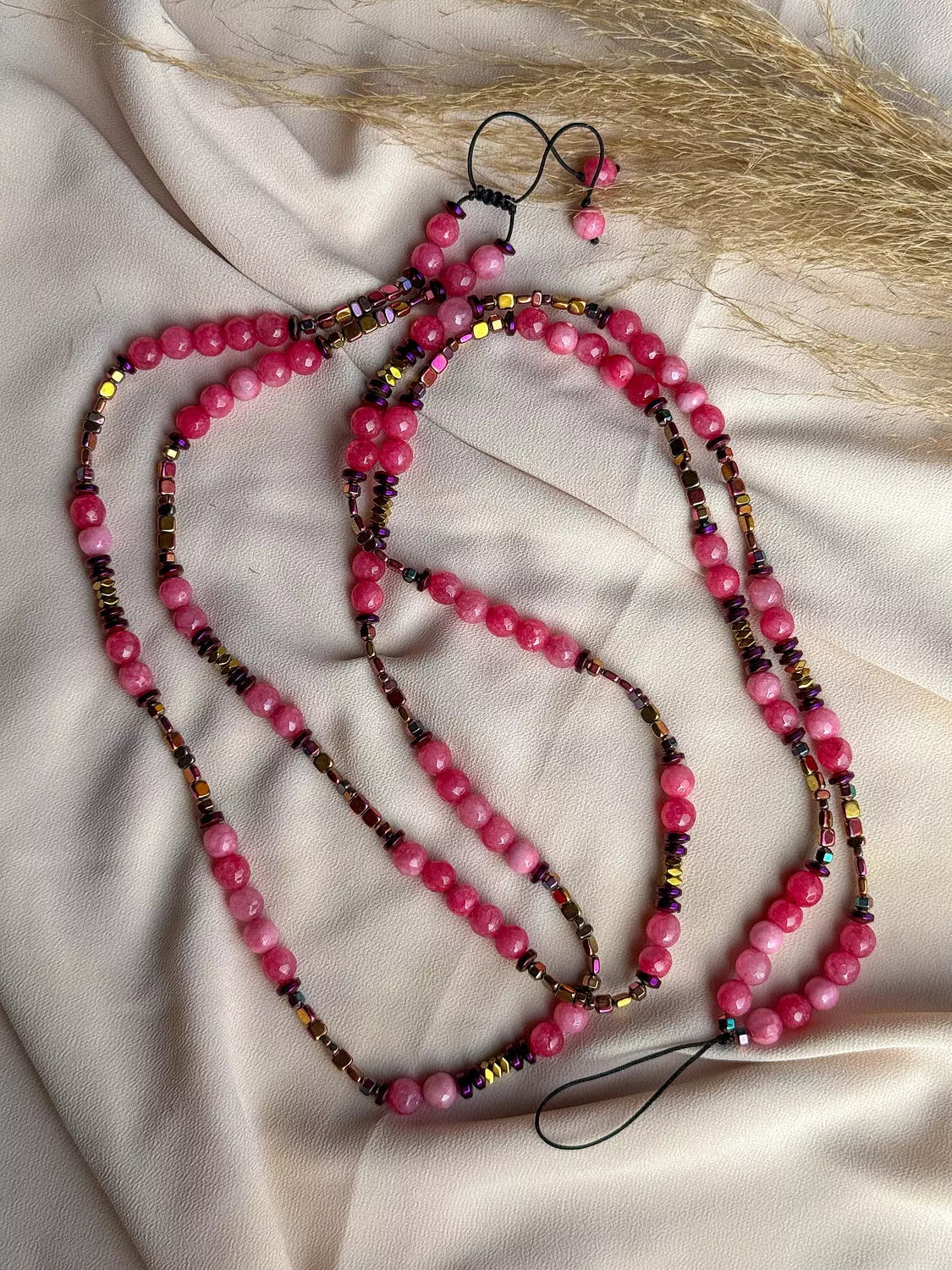 Pinky Hematite Long Mobile Cord