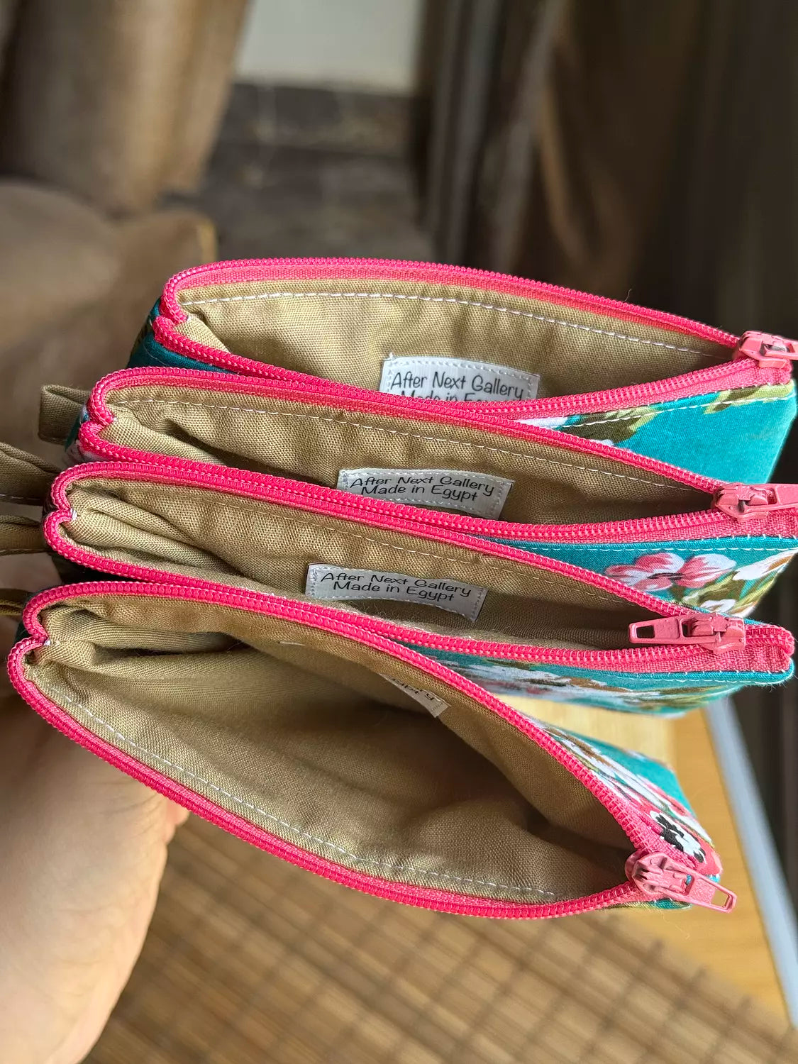 Royal Flowers Keychain Wallet