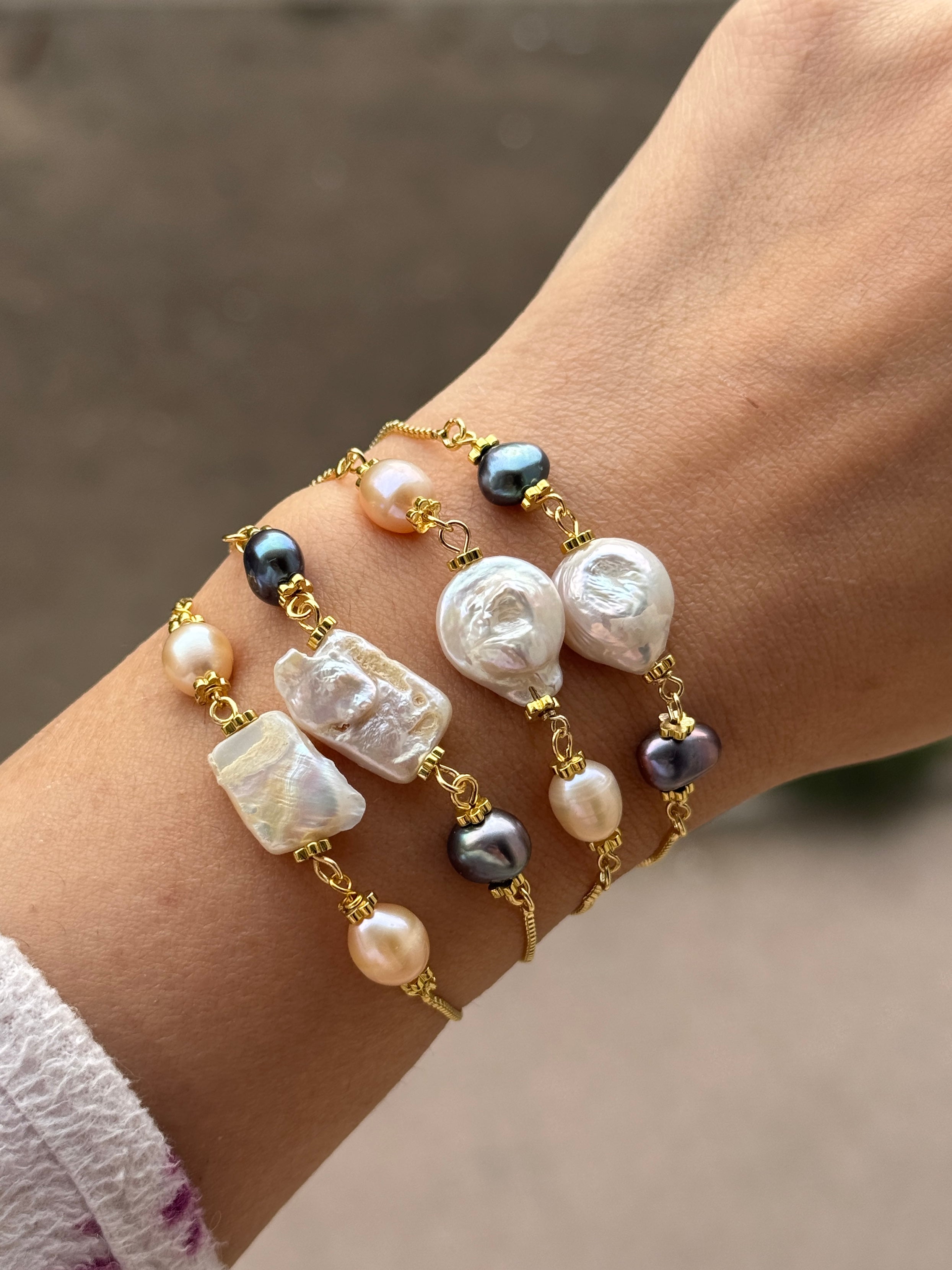 Mother of Pearls Bracelets
