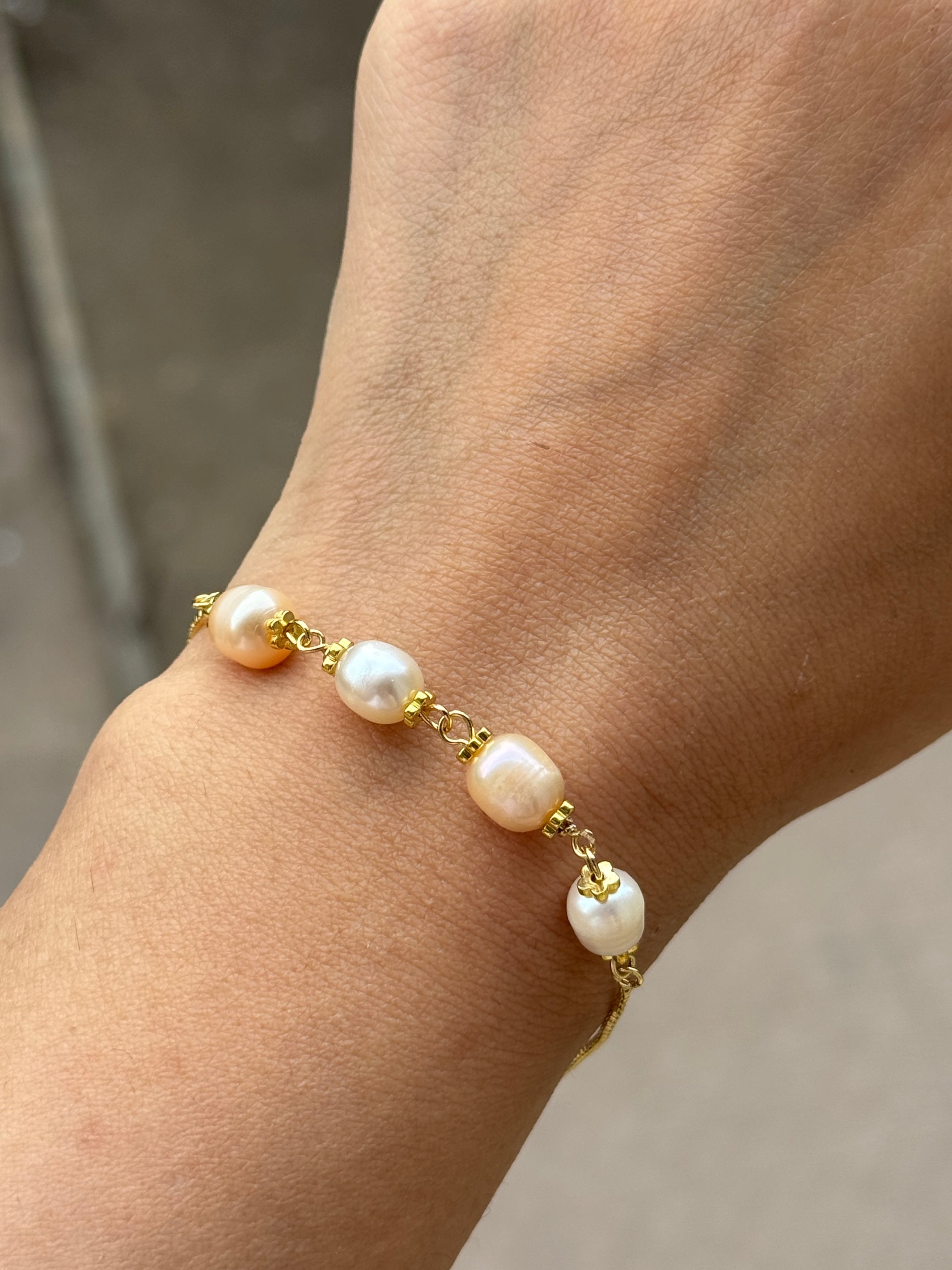 Pearls Bracelets
