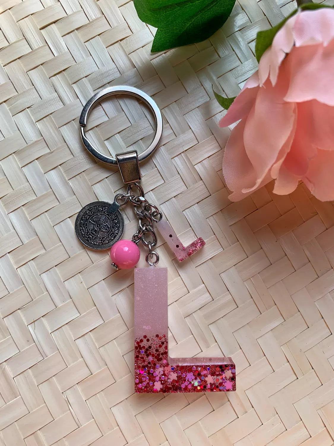 Resin Letters Keychain ( Glitter Pink ) 