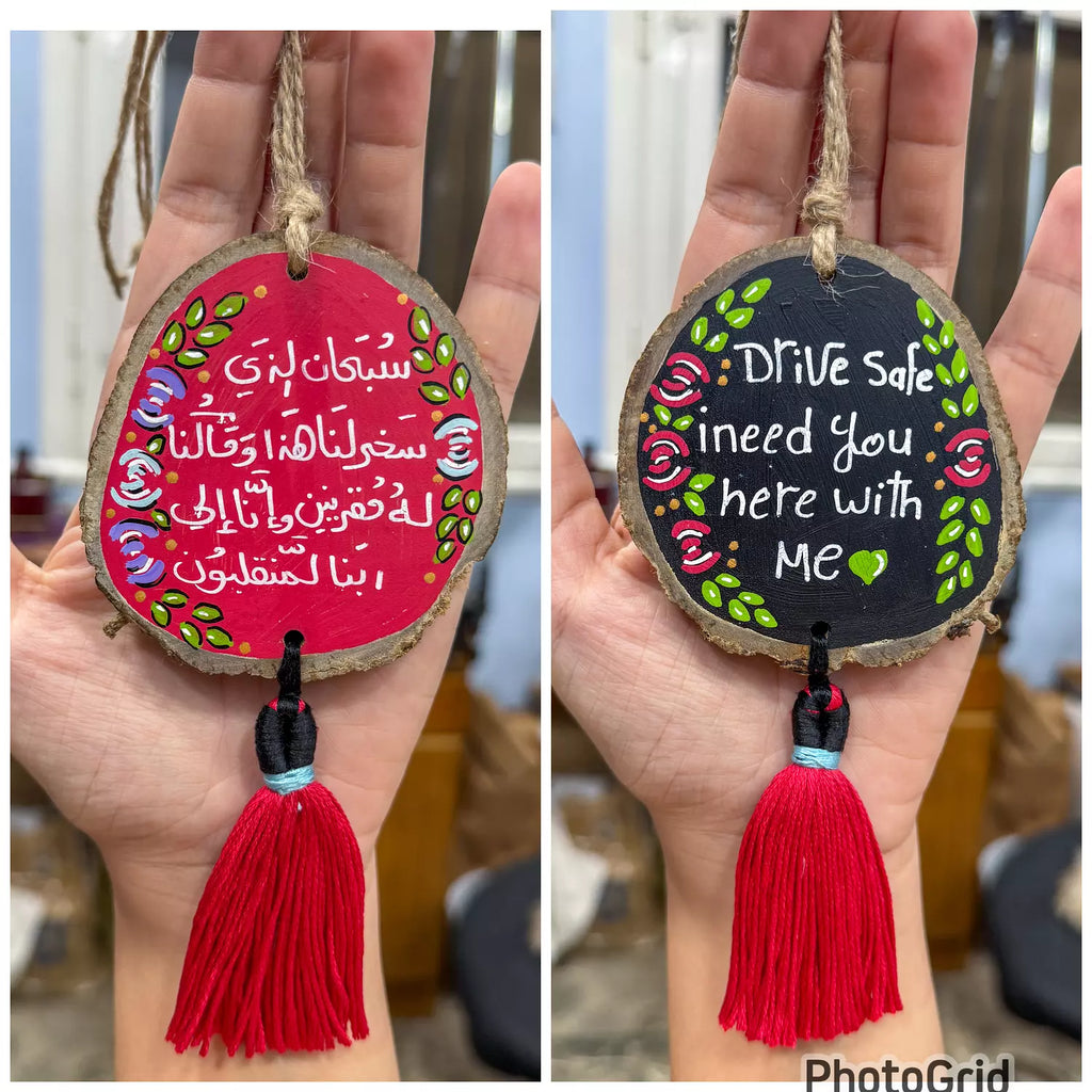 Red Wreath Medium Tassel Wood Car Hanger