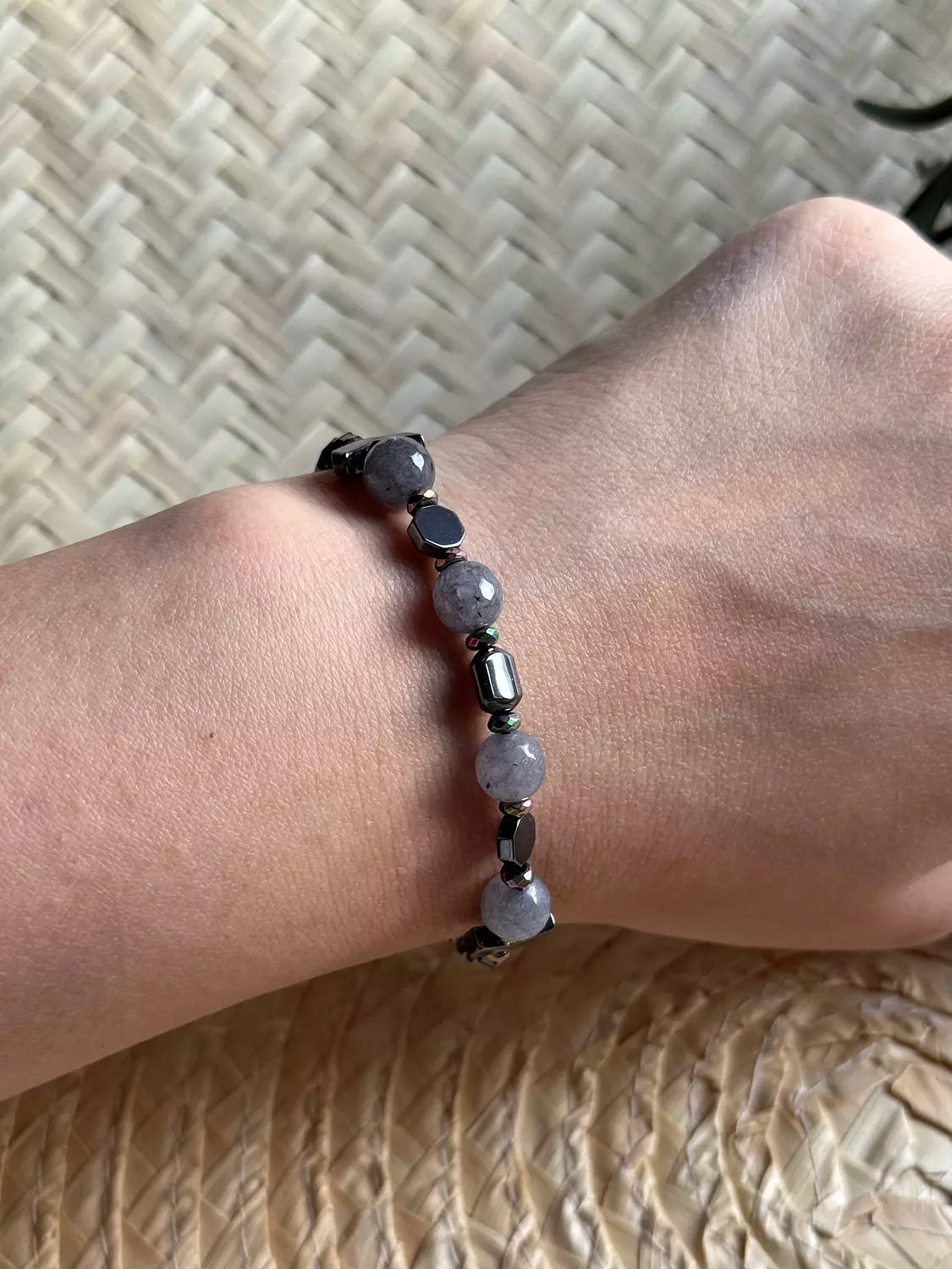 Hematite / Agate Grey Bracelet