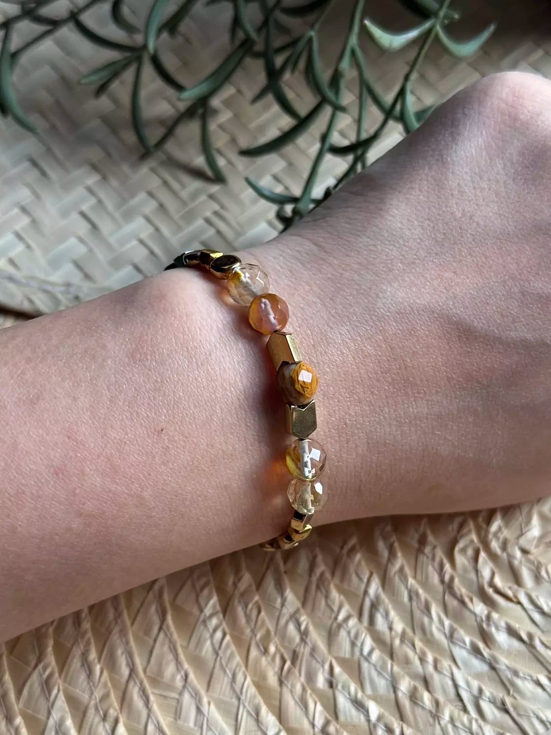 Hematite / Agate Brown Bracelet