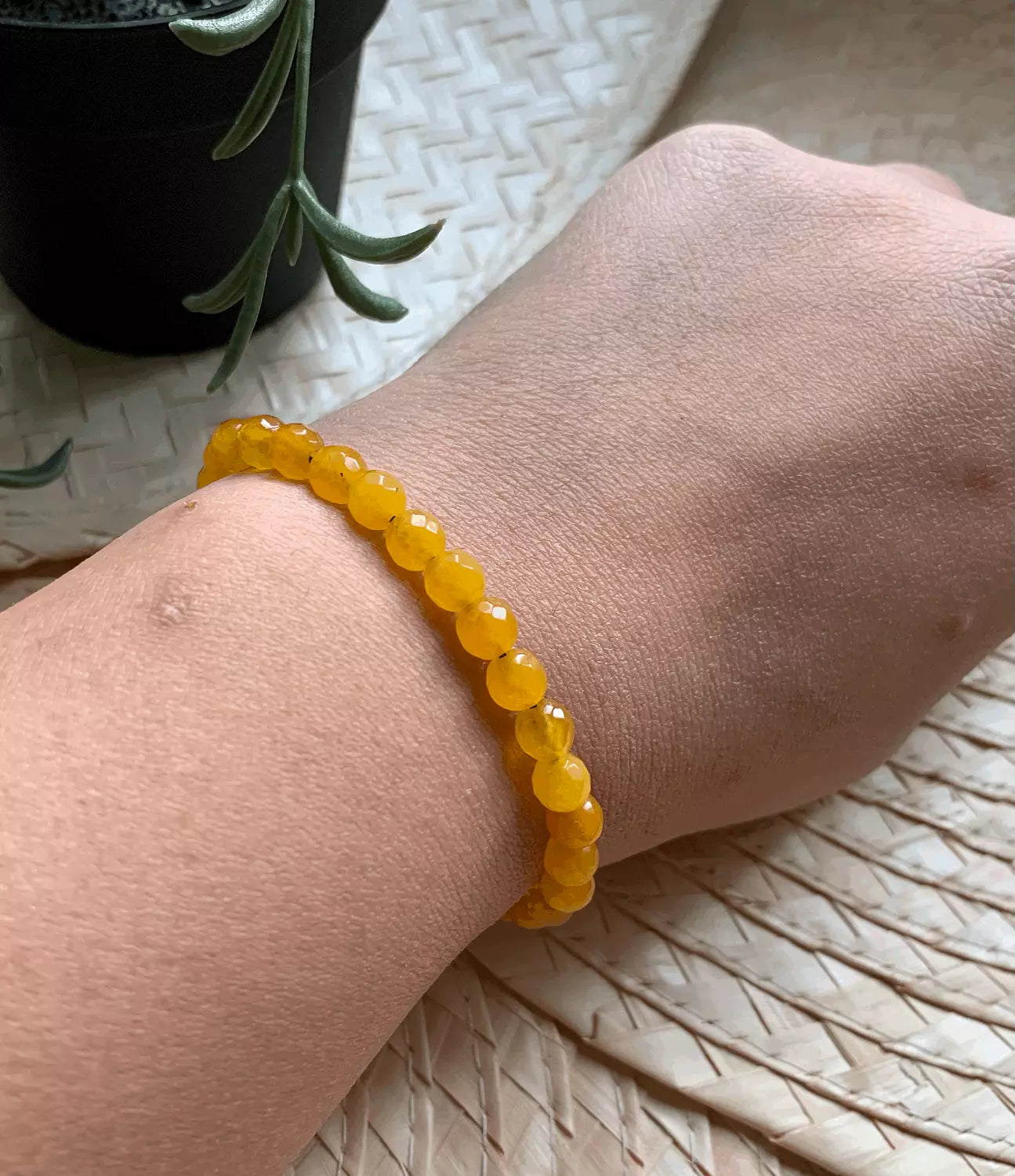 Hematite / Agate Yellows Bracelet