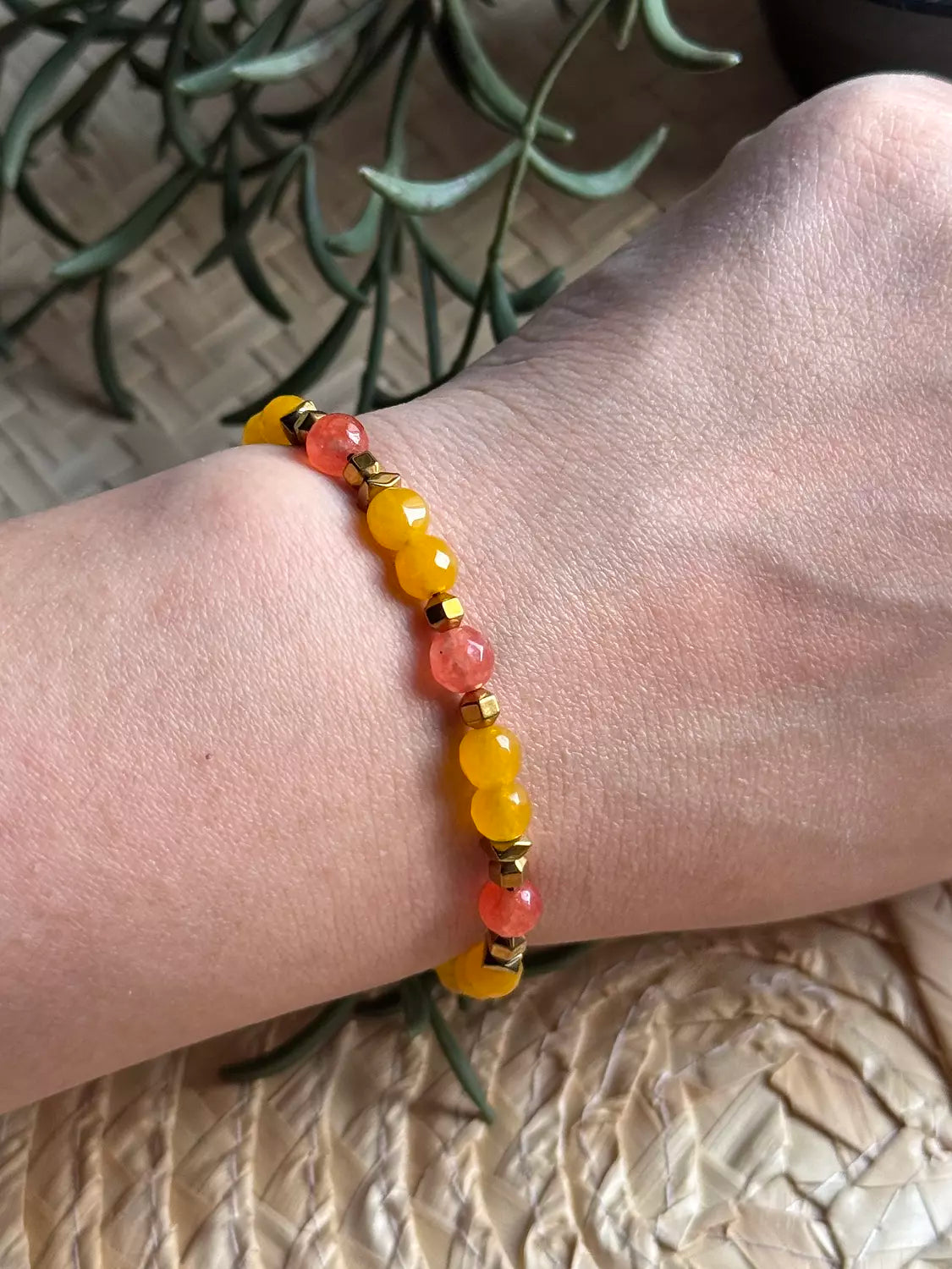 Hematite / Agate Yellows Bracelet
