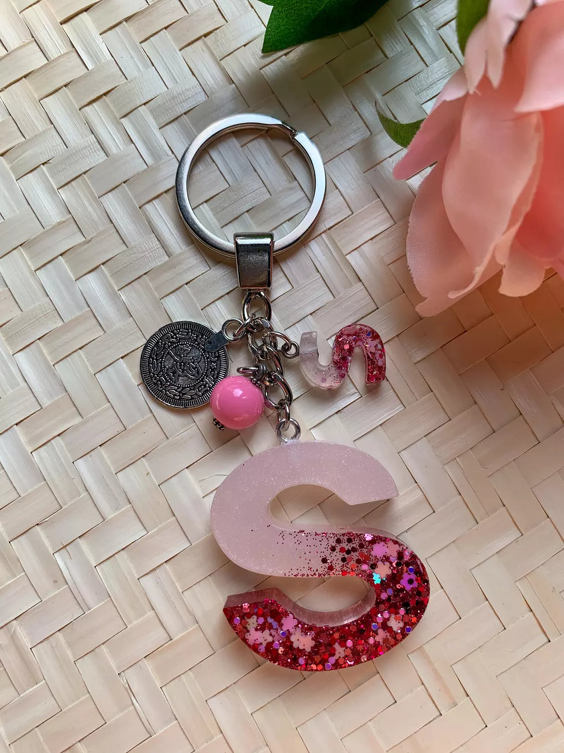 Resin Letters Keychain ( Glitter Pink ) 